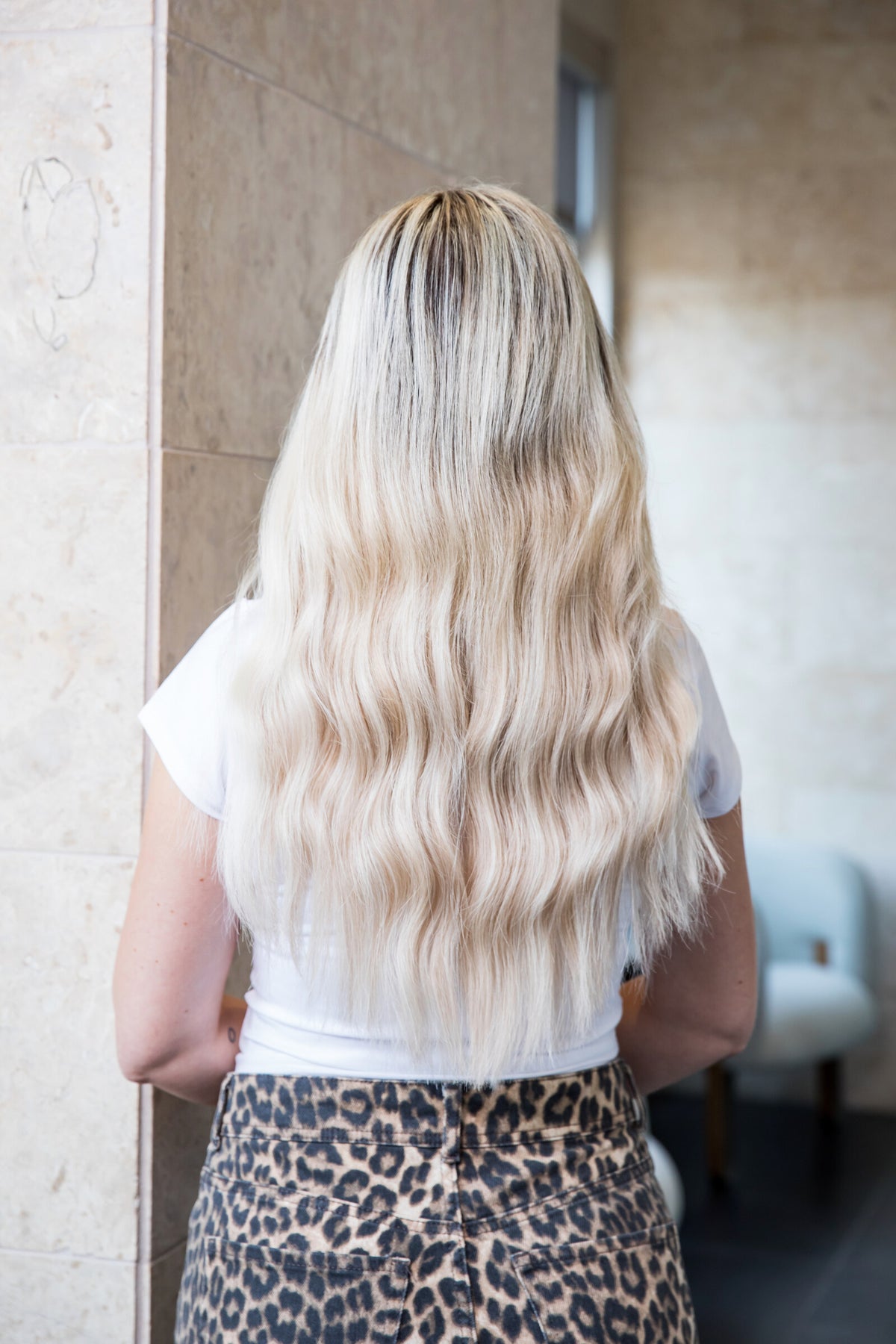 @that_blonde_stylist is wearing a blend of London, Manhattan and Berlin Euro Genius Wefts
